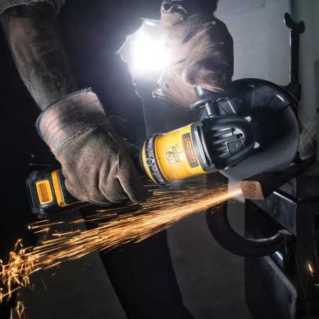 Esmeril Angular Inalámbrico 4-1/2" Brushless FLEXVOLT 60V DeWalt DCG414T1-B2C